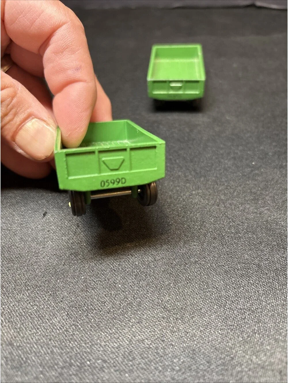 Set of 2 Vintage Ertl 1/64 John Deere Die-cast Trailers 0599D Great Condition